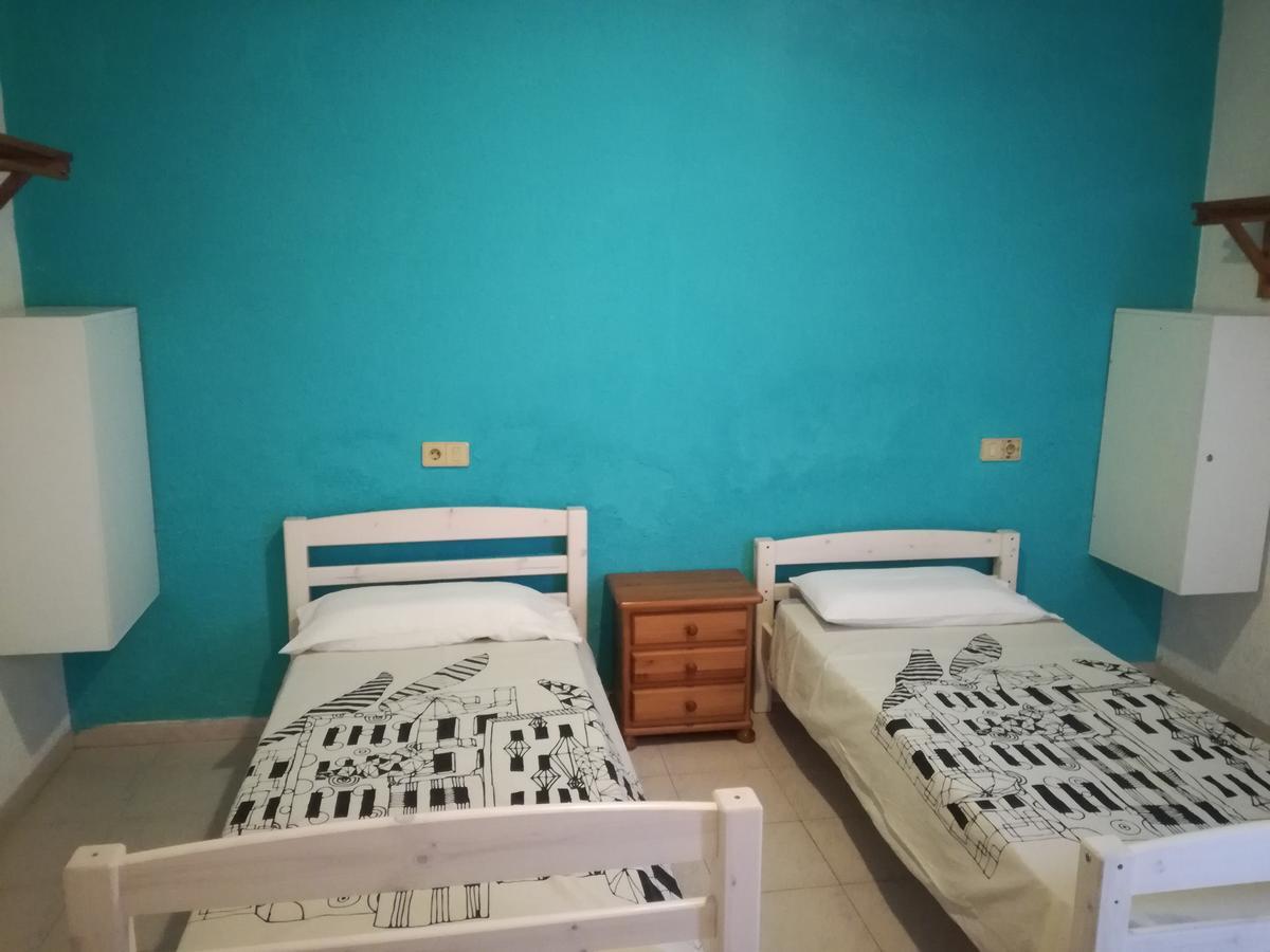 Surfhouse Hostel Famara Тегисе Экстерьер фото