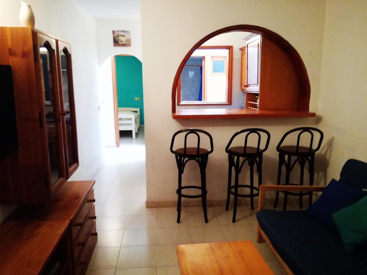 Surfhouse Hostel Famara Тегисе Экстерьер фото